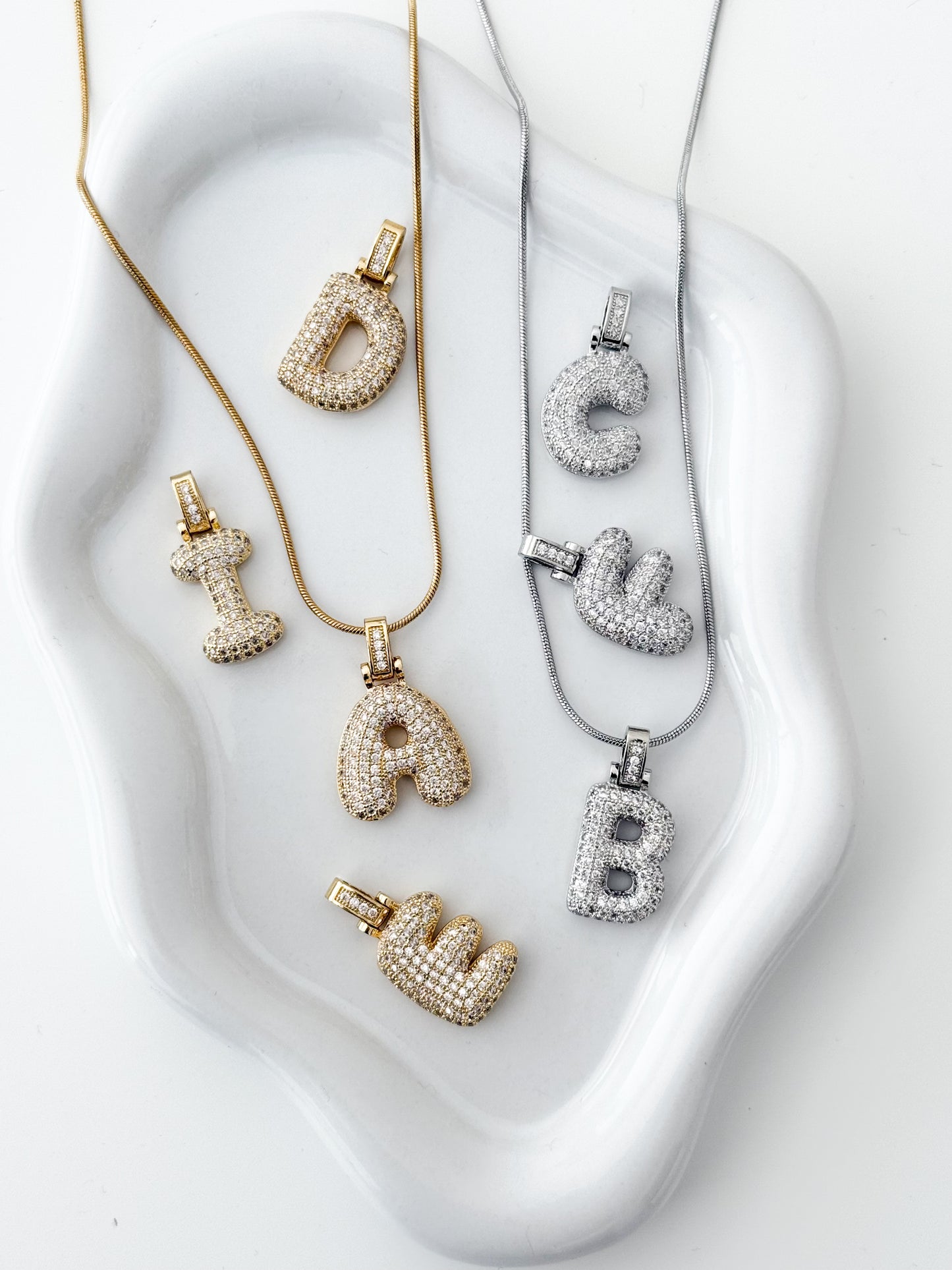 Collana LETTERING